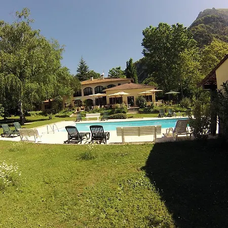 ホテル Castel Du Roy 2*